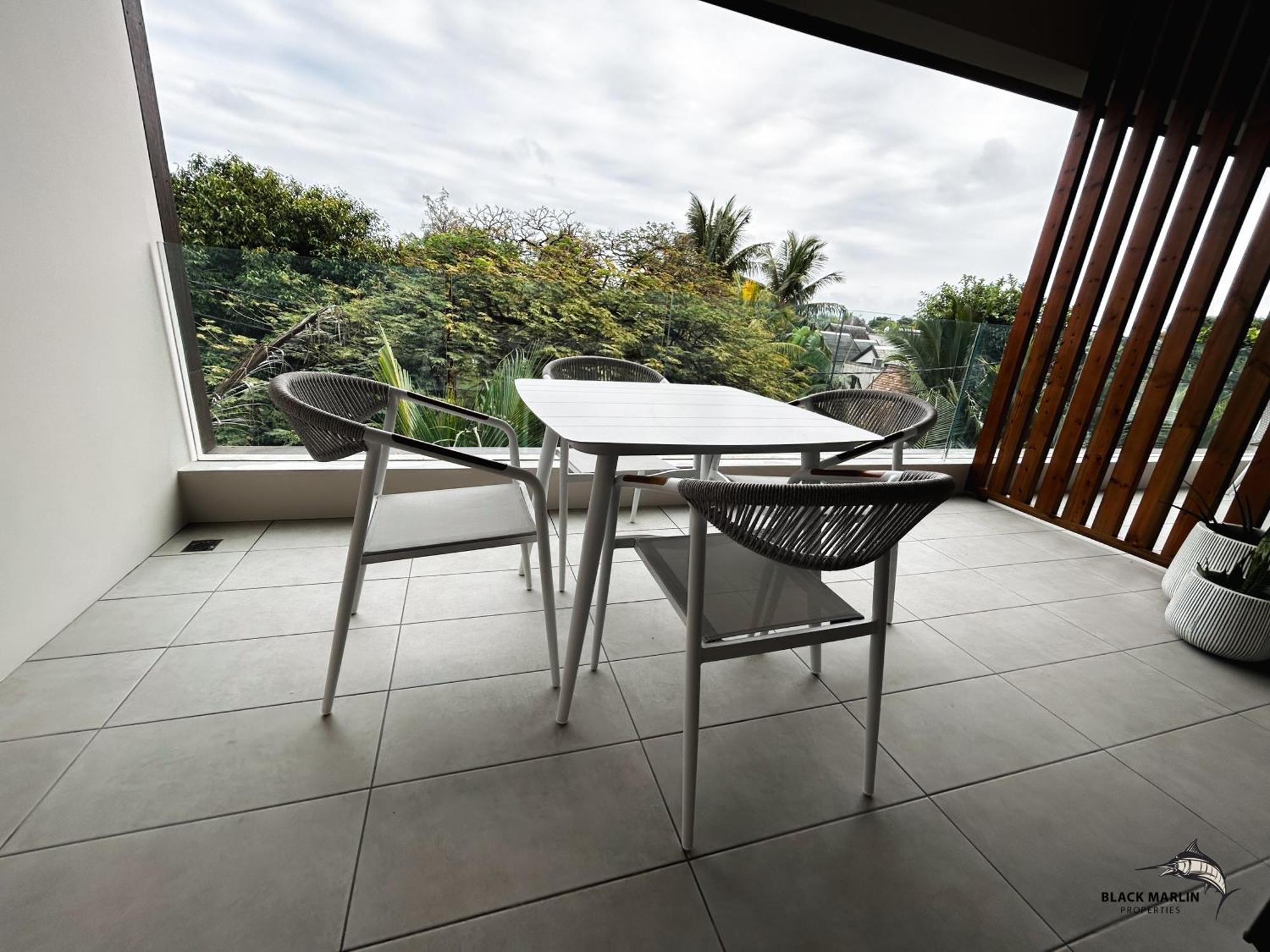 Black Marlin Apartments Pereybere Beach Exterior foto